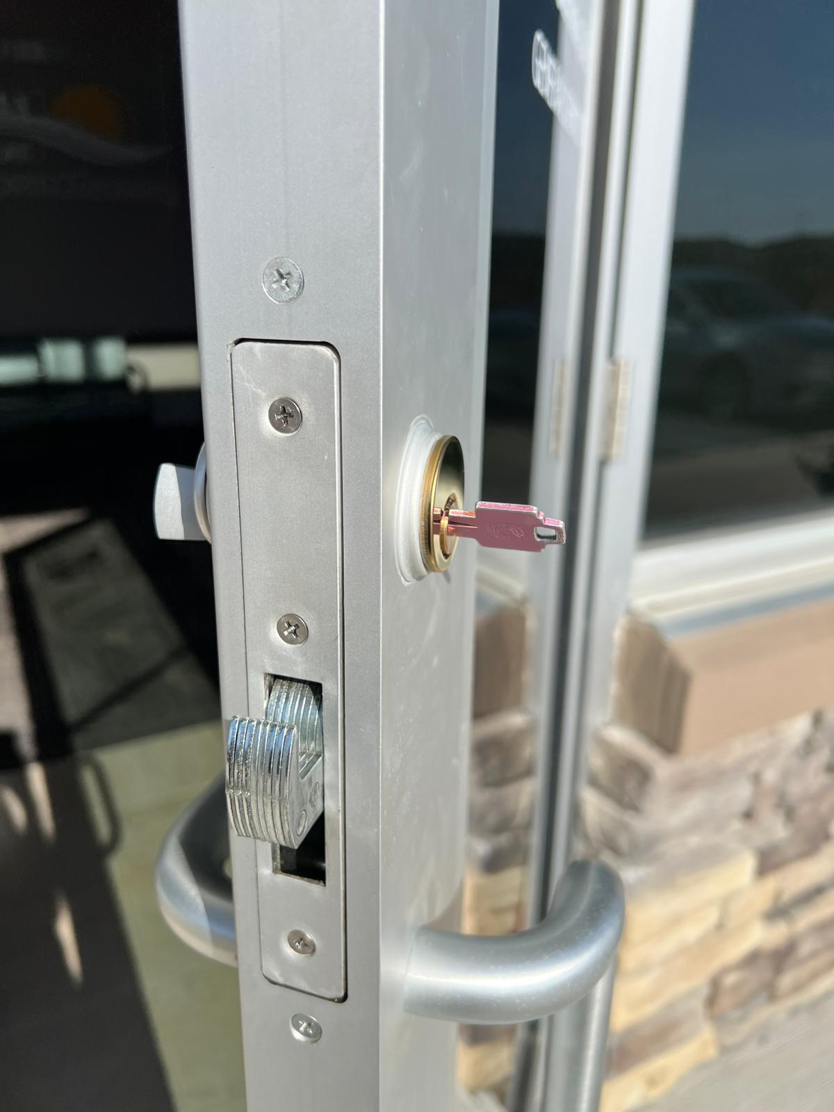 commercial locksmith 75217